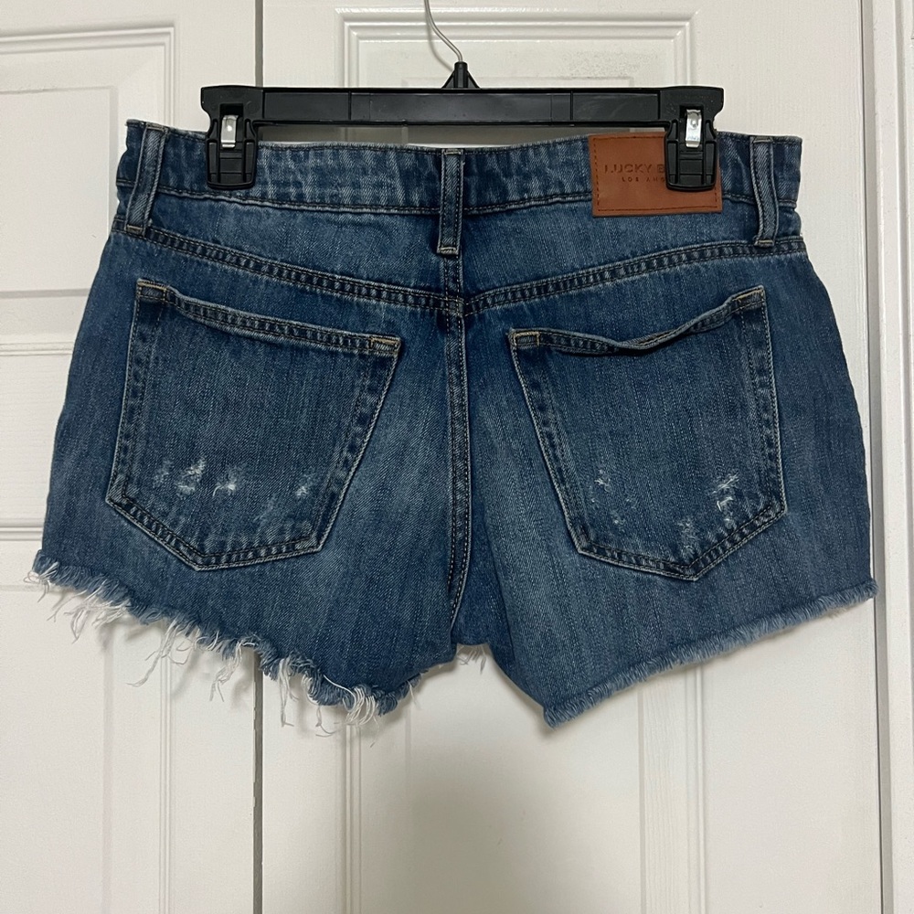 Lucky Brand “the cut off” shorts - Picture 2 of 4